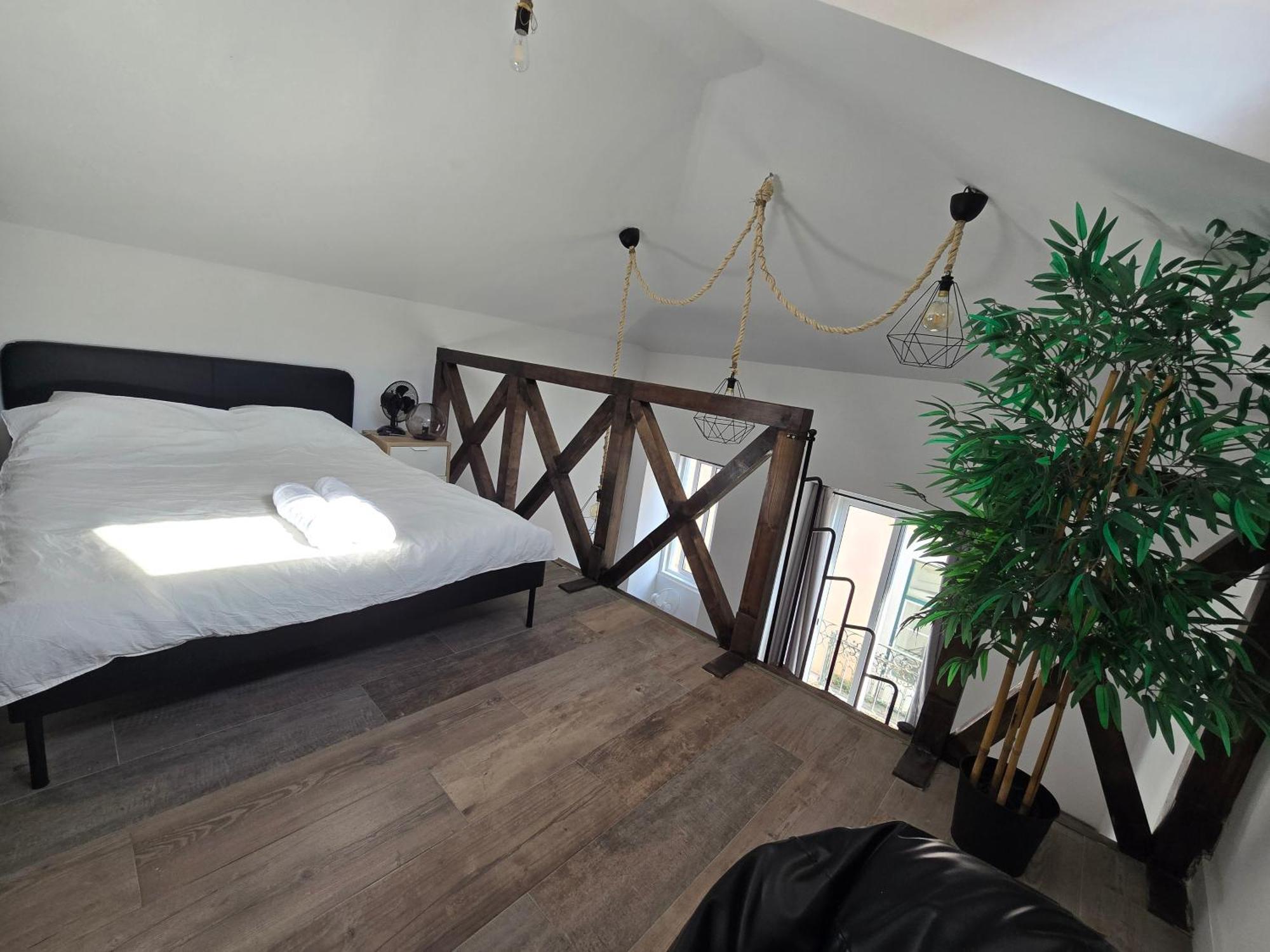 שטובל Esther Apartment Cozy Vacay Suite מראה חיצוני תמונה